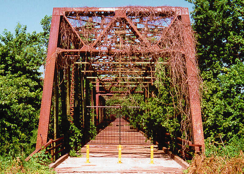 Chain of Rocks east